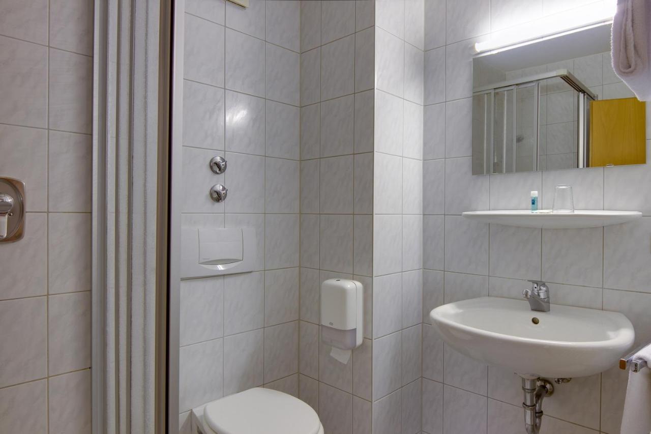 Central Hotel Φριντρισχάφεν Δωμάτιο φωτογραφία